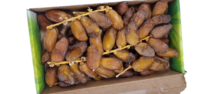 Algerian Golden Deglet Nour Dates in Branch Tayeb 1kg